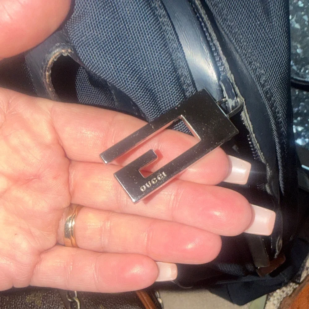 Gucci Diamante, sack Leather-Trimmed Satchel with branded dust bag - Picture 8 of 14